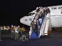Potret WNI dari Afghanistan Tiba di Jakarta