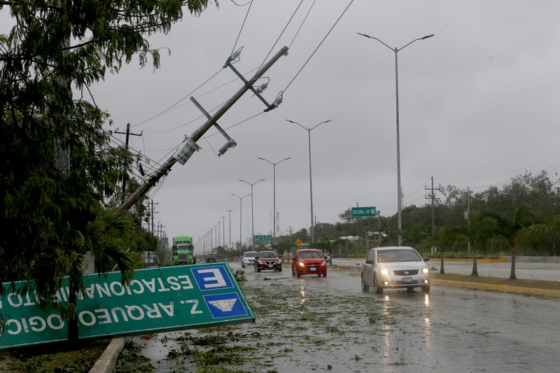 Badai Grace terjang Meksiko. (AP/Felix Marquez)