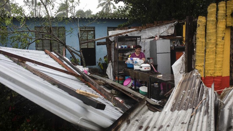 Badai Grace terjang Meksiko. (AP/Felix Marquez)