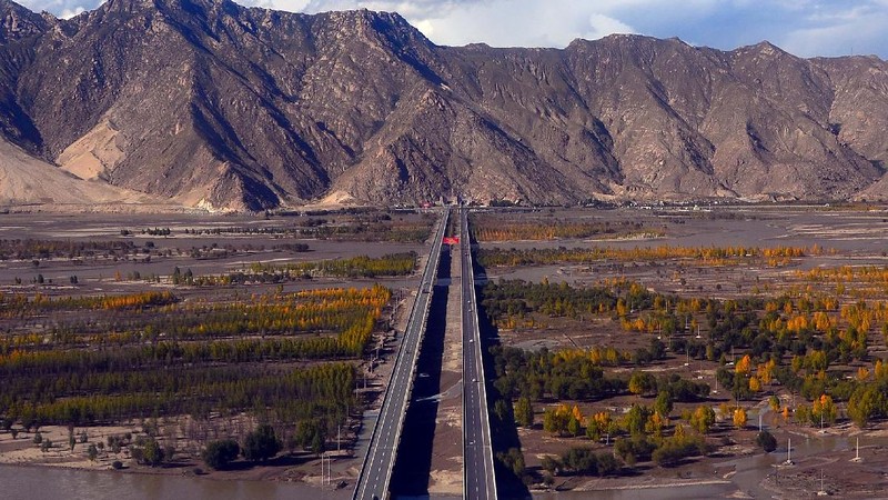 Xinjiang-Tibet Highway, jalan bebas hambatan tertinggi di dunia. (Dok: The World Company )