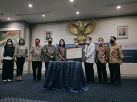 Sasa Donasi 17 Generator Oksigen ke Berbagai Wilayah RI