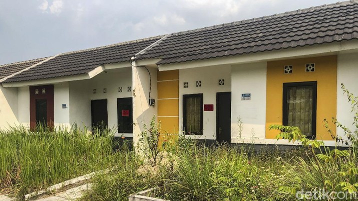 Penting! Ini yang Harus Dilakukan Bila Rumah Disita Bank Pandemi COVID-19 turut berdampak pada ekonomi masyarakat, salah satunya terkait pembayaran cicilan KPR. Jika akhirnya disita oleh bank apa yang harus dilakukan?