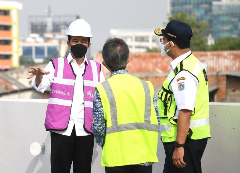 Presiden RI Jokowi di Peresmian Jalan Tol Enam Ruas Jalan Tol dalam Kota Jakarta, Segmen Kelapa Gading-Pulo Gebang (Lukas - Biro Pers Sekretariat Presiden)