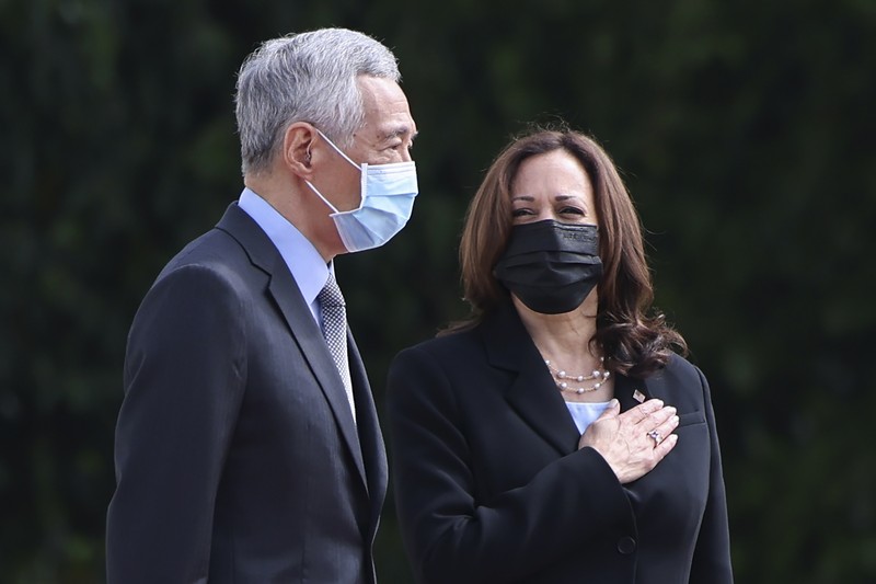 Singapore Harris Asia U.S. Vice President Kamala Harris arrives in Singapore Sunday, Aug. 22, 2021. Harris is on a tour of Southeast Asia, where she will attempt to reassure allies of American resolve following the chaotic end of a two-decade war. (Evelyn Hockstein/Pool Photo via AP)