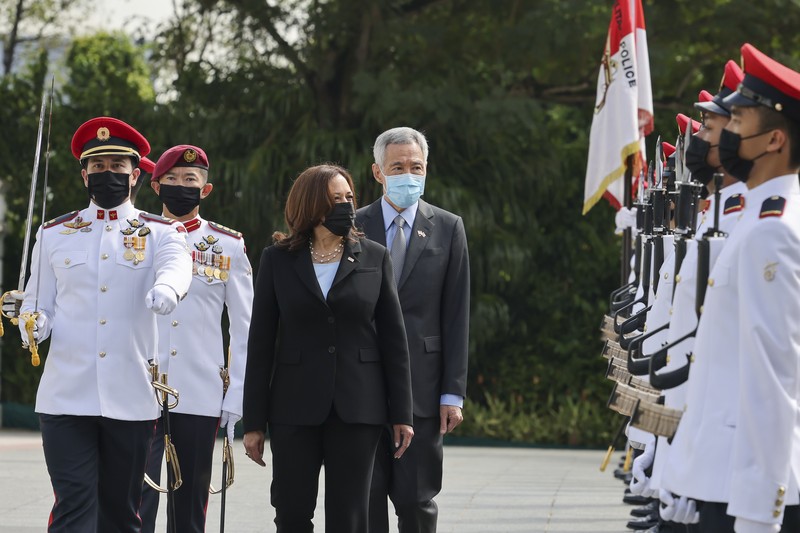 Singapore Harris Asia U.S. Vice President Kamala Harris arrives in Singapore Sunday, Aug. 22, 2021. Harris is on a tour of Southeast Asia, where she will attempt to reassure allies of American resolve following the chaotic end of a two-decade war. (Evelyn Hockstein/Pool Photo via AP)