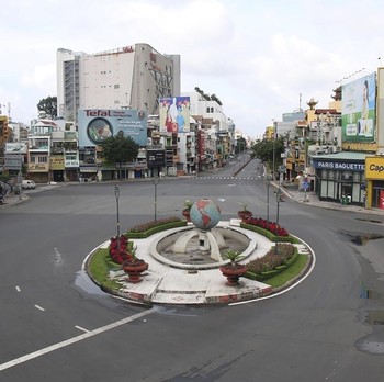 Potret Ho Chi Minh Vietnam Lockdown, Jalan Sepi Bak Kota Mati
