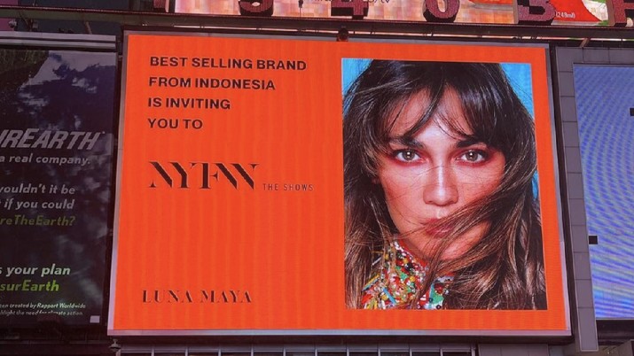 Wajah Luna Maya Terpampang di Times Square New York (Tangkapan Layar Instagram @lunamaya)