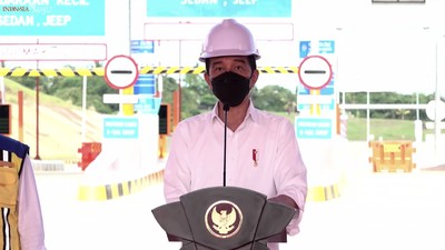 Jokowi di Peresmian Ruas Tol Balikpapan-Samarinda Seksi Balikpapan-Samboja, Balikpapan, 24 Agustus 2021. (Tangkapan Layar Youtube/Sekretariat Presiden RI) Jokowi di Peresmian Ruas Tol Balikpapan-Samarinda Seksi Balikpapan-Samboja, Balikpapan, 24 Agustus 2021. (Tangkapan Layar Youtube/Sekretariat Presiden RI)