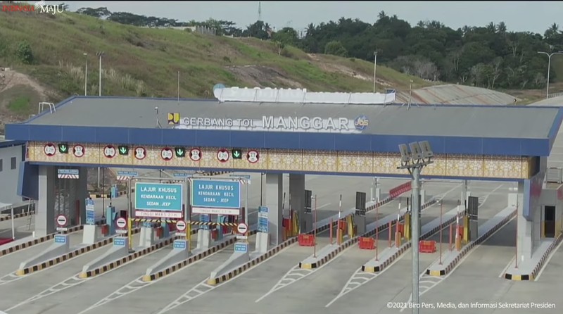 Jokowi di Peresmian Ruas Tol Balikpapan-Samarinda Seksi Balikpapan-Samboja, Balikpapan, 24 Agustus 2021. (Tangkapan Layar Youtube/Sekretariat Presiden RI) Jokowi di Peresmian Ruas Tol Balikpapan-Samarinda Seksi Balikpapan-Samboja, Balikpapan, 24 Agustus 2021. (Tangkapan Layar Youtube/Sekretariat Presiden RI)