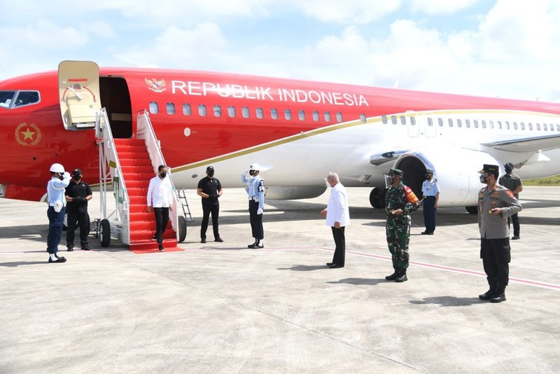 Presiden Joko Widodo (Jokowi) pada hari ini bertolak menuju Provinsi Kalimantan Timur untuk melakukan kunjungan kerja. (Lukas - Biro Pers Sekretariat Presiden) Presiden Joko Widodo (Jokowi) pada hari ini bertolak menuju Provinsi Kalimantan Timur untuk melakukan kunjungan kerja. (Lukas - Biro Pers Sekretariat Presiden)