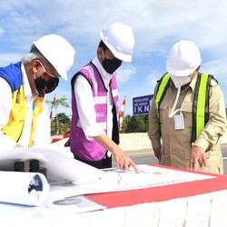 Pak Bas & Prabowo Pegang Anggaran Terbesar Jokowi di 2024
