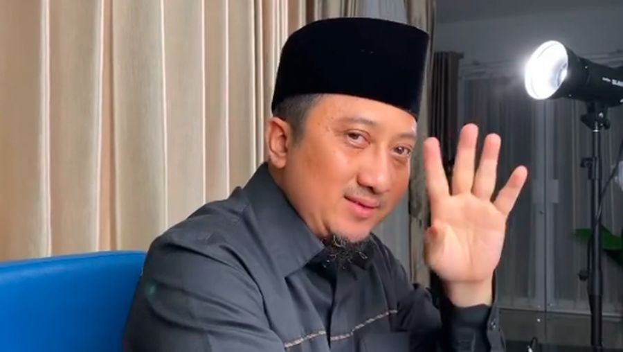 Instagram @yusufmansurnew