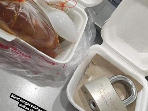 5 Nasi Kotak Ini Isinya Tak Terduga dan Bikin Heboh