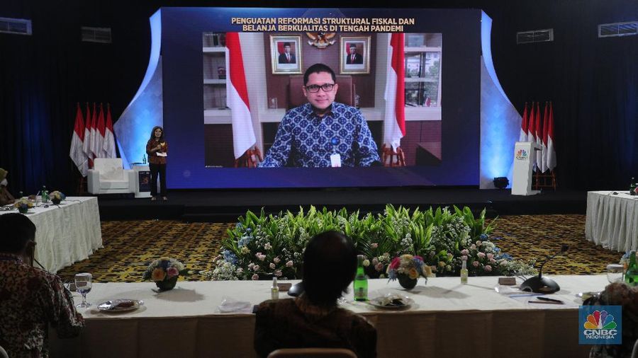 Paparan Badan Kebijakan Fiskal RI,  Febrio Kacaribu di acara sarasehan 100 ekonom (վ/Tri Susilo)