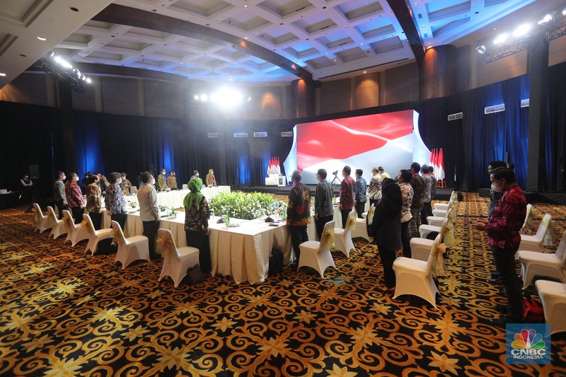 Presiden RI Jokowi di acara Sarasehan 100 Ekonom (CNBC Indonesia/Tri Susilo)