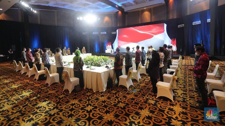 Presiden RI Jokowi di acara Sarasehan 100 Ekonom (CNBC Indonesia/Tri Susilo)