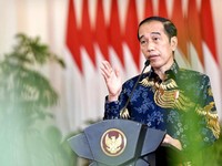Psst! Jokowi Berikan Tugas 'Rahasia' Untuk PT Pos & Peruri