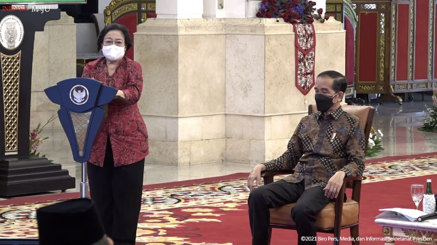 Ketua Umum Partai PDIP, Megawati Soekarnoputri saat memberi pemaparan di Pertemuan Presiden Jokowi dengan Pimpinan Partai Politik Koalisi, Istana Negara, 25 Agustus 2021