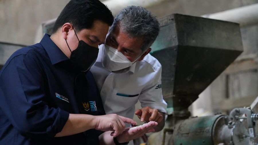 Blusukan Menteri BUMN Erick Thohir:  
Dorong BRI Dukung Produksi Padi Model Bisnis Klaster dan Teknologi Modern.