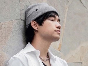 life with u Jadi Surat Cinta Lullaboy untuk Sang Kekasih