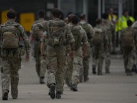 AS Resmi Keluar Afghanistan, Taliban Rayakan 'Kemerdekaan'