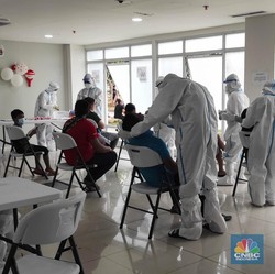 Warning Kemenkes Soal Kasus Covid-19 Indonesia yang Landai