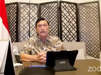 Luhut: Dine-In di Resto Naik Jadi 50%, Mal Buka Sampai 21.00