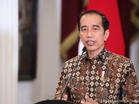 Jokowi Rilis Aturan Suntik Modal Holding BUMN Pertahanan