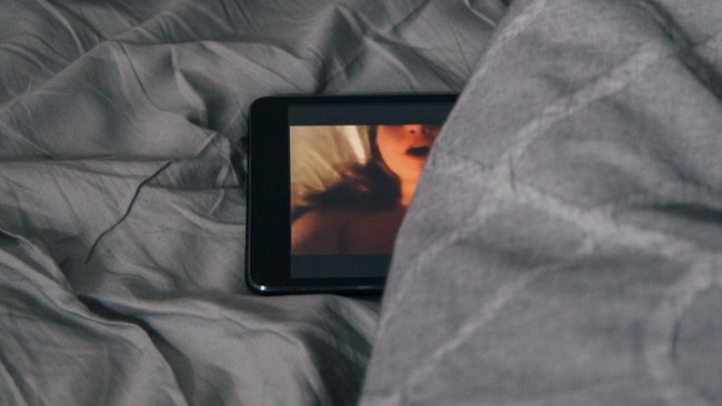 Viral Modus Lowongan Model di Ceko Berujung Perdagangan Manusia Film Porno