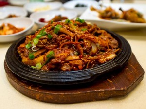 Korean Restaurants in Indonesia Sound Alarm Over Meat Costs