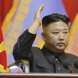 Ngeri! Korut Tembak Rudal 1500 Km, Ada Apa Kim Jong Un?