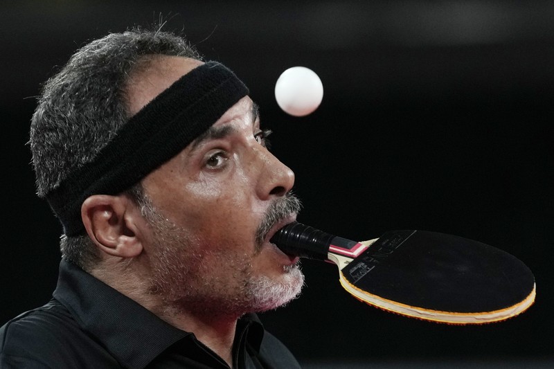 Atlet AS, Ezra Frech bertanding di Final Atletik Lompat Tinggi T63 Putra Paralimpiade Tokyo 2020 di Tokyo, Selasa, 31 Agustus 2021. (Simon Bruty for OIS via AP)