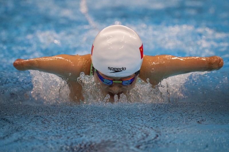 Atlet AS, Ezra Frech bertanding di Final Atletik Lompat Tinggi T63 Putra Paralimpiade Tokyo 2020 di Tokyo, Selasa, 31 Agustus 2021. (Simon Bruty for OIS via AP)