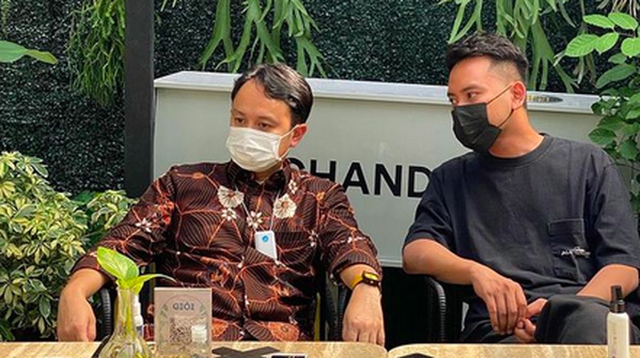 Wamendag Jerry Sambuaga bersama Pengusaha F&B Viinnie Rumbayan