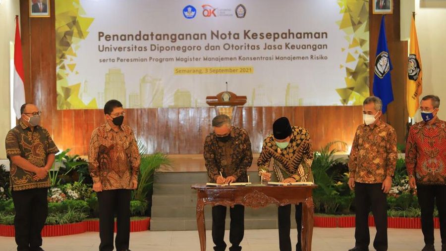 Otoritas Jasa Keuangan (OJK) bersama dengan Universitas Diponegoro sepakat melakukan kerja sama di bidang pengembangan Sumber Daya Manusia di sektor jasa keuangan melalui pembentukan Konsentrasi Manajemen Risiko di Program Studi Magister Manajemen, Fakultas Ekonomika dan Bisnis (FEB), di Universitas Diponegoro (Undip).