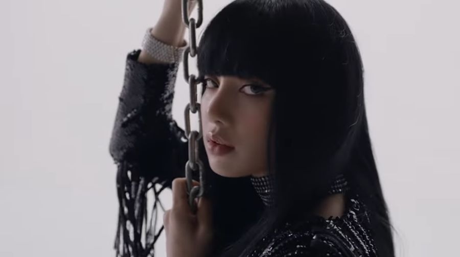 LALISA (Tangkapan Layar Youtube BLACKPINK)