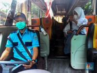 Mohon Doa, Covid-19 Bisa Makin 'Jinak' Tahun Depan! Amin...