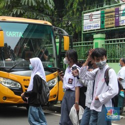 Menkes: Banyak Hoaks Soal Klaster Covid di Sekolah