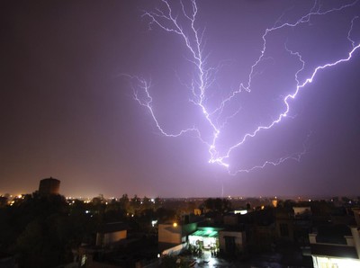 Musim Hujan Tiba, Wilayah Ini Disebut Ibu Kota Petir Dunia