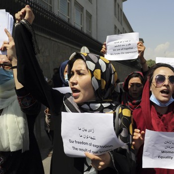 Demo Perempuan Afghanistan Tuntut Keterlibatan di Kabinet