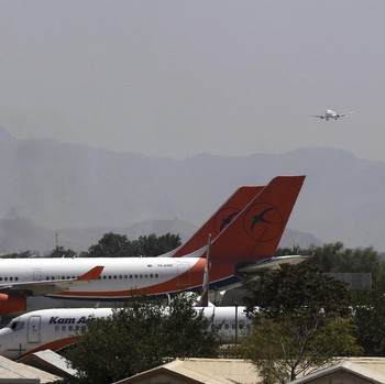 Potret Bandara Kabul Afghanistan Beroperasi Lagi