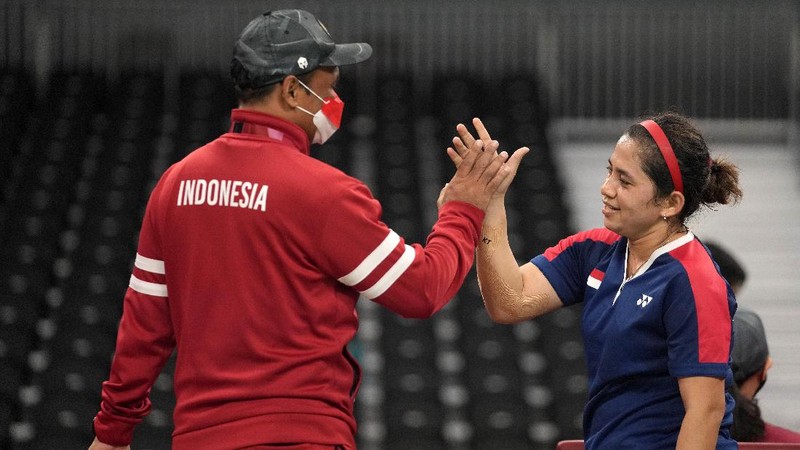 Leani Ratri Oktila raih perak Paralimpiade Tokyo 2020. (AP/Joe Toth)