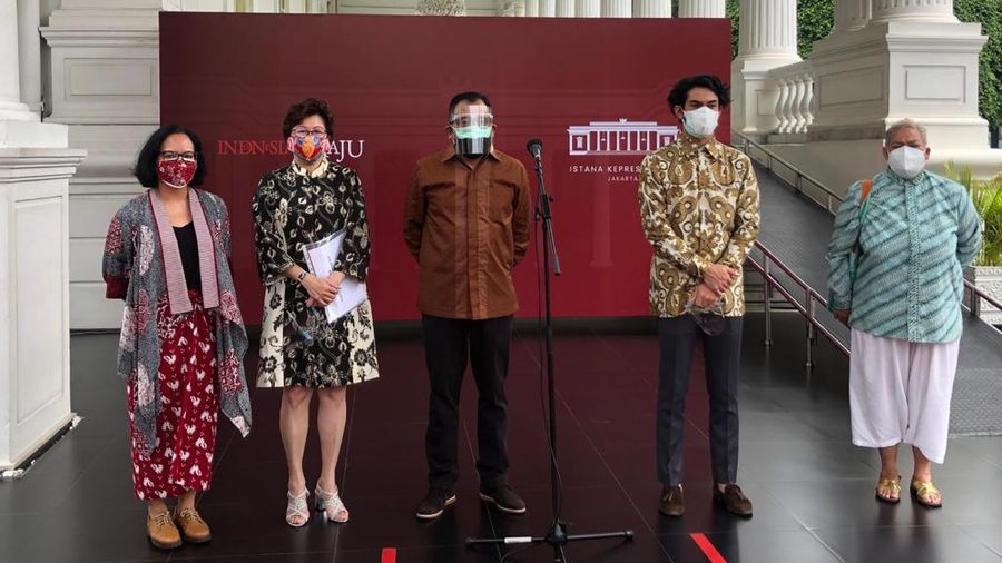 Ketua umum dan pengurus Komite FFI setelah bertemu Jokowi di Istana Kepresidenan Jakarta. Ist