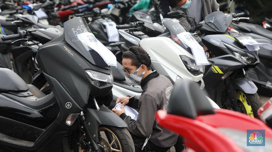 Lelang motor (CNBC Indonesia/Andrean Kristianto)