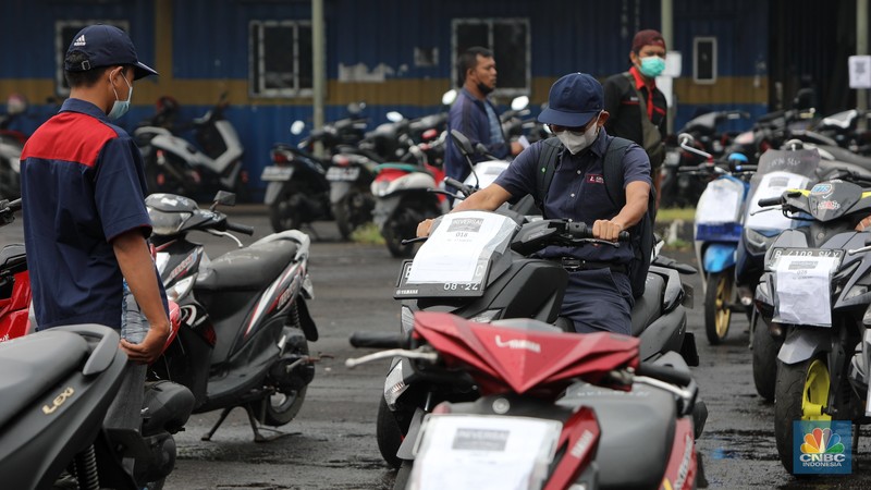 Lelang motor (CNBC Indonesia/Andrean Kristianto) Lelang motor (CNBC Indonesia/Andrean Kristianto)