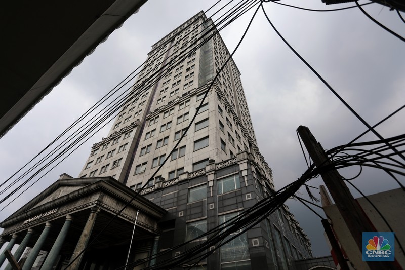 Bangunan terbengkalai ditengah kota Jakarta. (CNBC Indonesia/Andrean Kristianto) Bangunan terbengkalai ditengah kota Jakarta. (CNBC Indonesia/Andrean Kristianto)