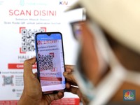 RI Sudah Siap Hidup Berdampingan dengan Covid-19?