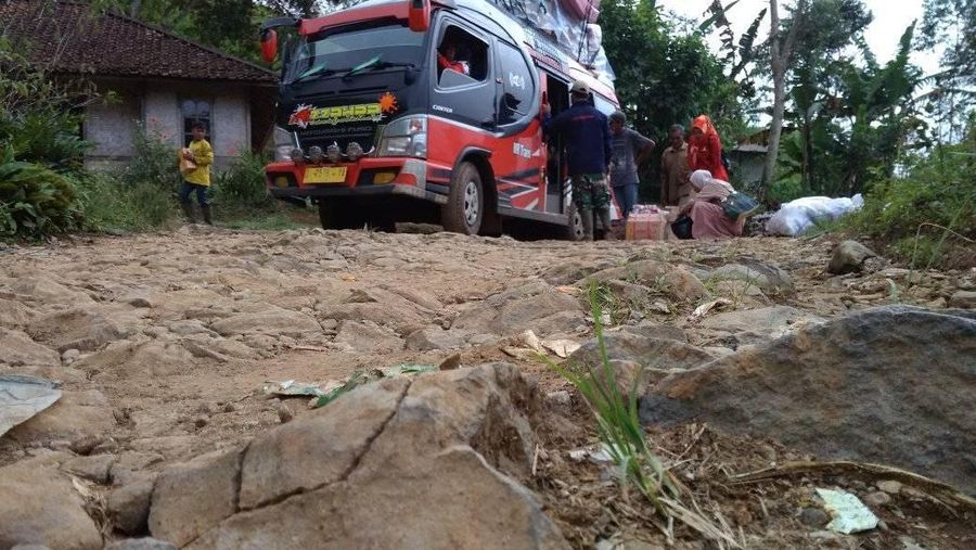 Kondisi Jalur Tengah Selatan Jabar/Tanggeung-Cipelah