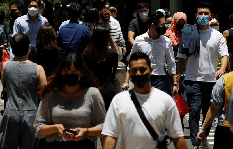Lonjakan kasus Covid-19 di Singapura. (REUTERS/EDGAR SU) Lonjakan kasus Covid-19 di Singapura. (REUTERS/EDGAR SU)