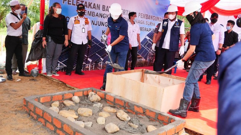 PTBA Bangun PLTS. (Dok: PTBA)